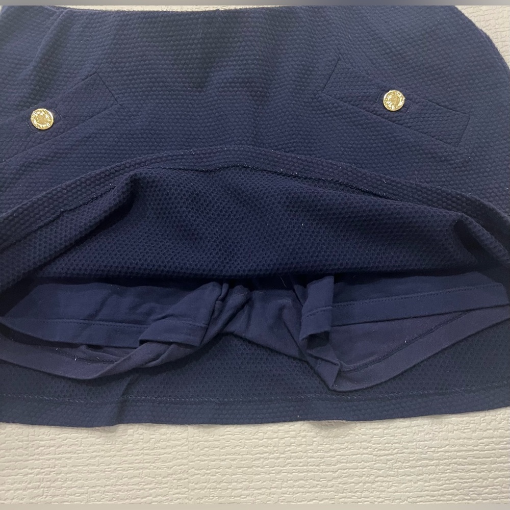 Lilly Pulitzer Madison Skort in Navy with Gold Buttons 
Size Small - Picture 6 of 9
